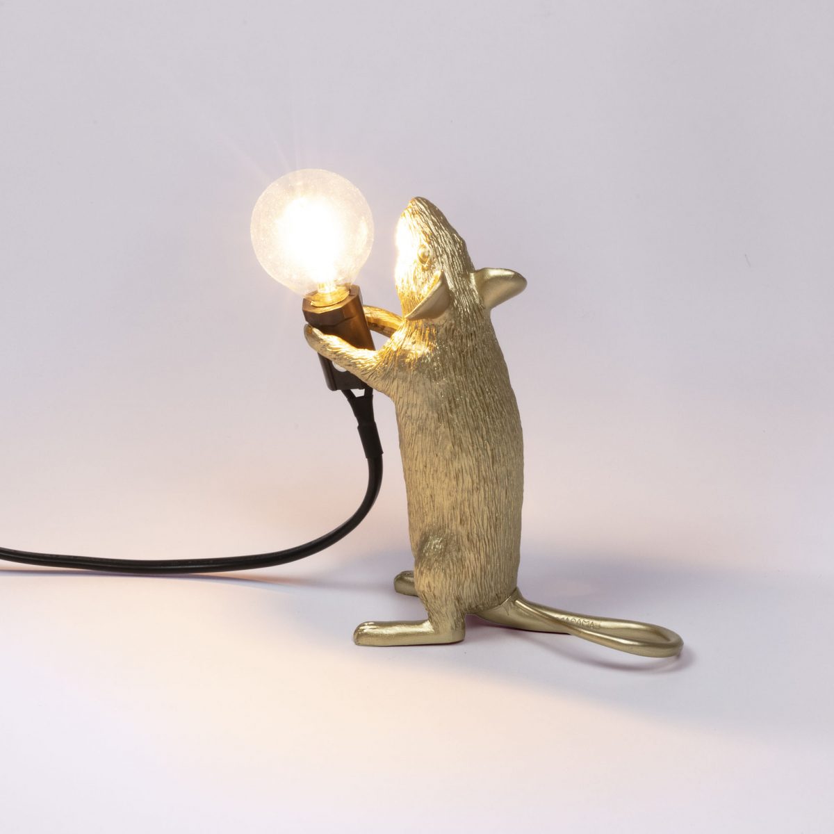 SELETTI Lámpara de Resina Ratón de Pie Mouse Lamp Oro